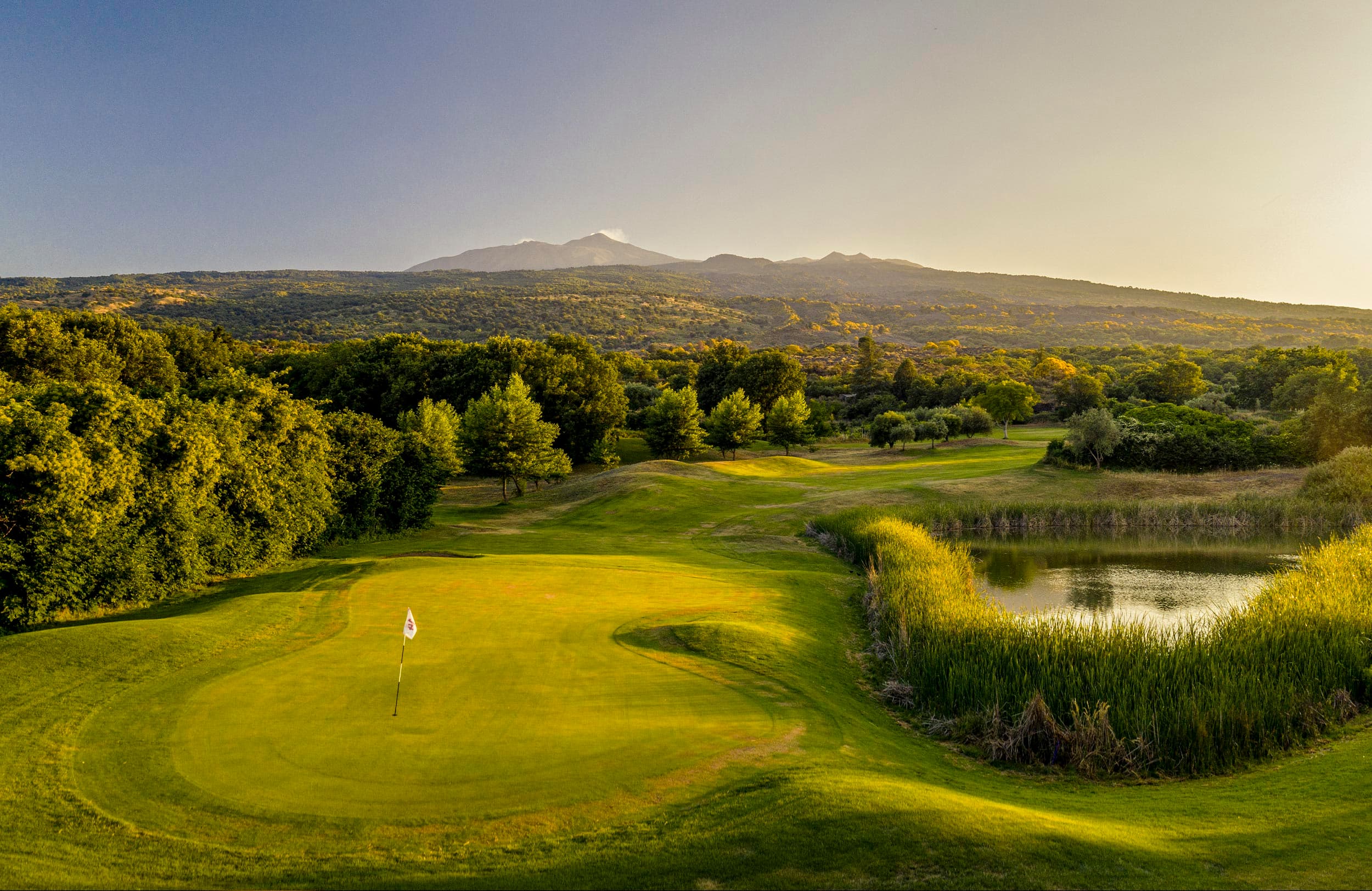 header image https://hoteldoor.blob.core.windows.net/ilpiccioloetnagolfresort/public/images/20251030153545_815_4eaf914d-bd79-4bfa-8e9b-ced12a6ae6ae.jpg